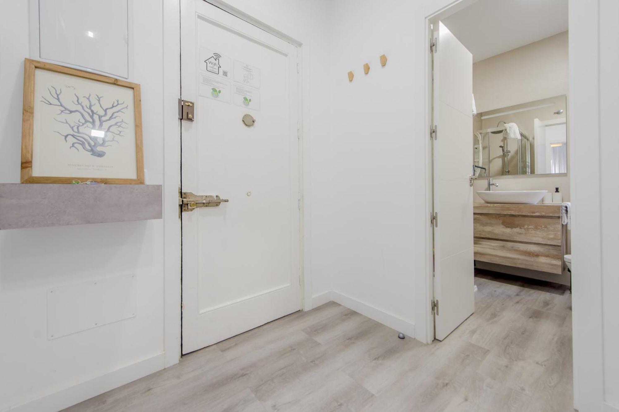 Genial En La Latina-centro De Apartament Madryt